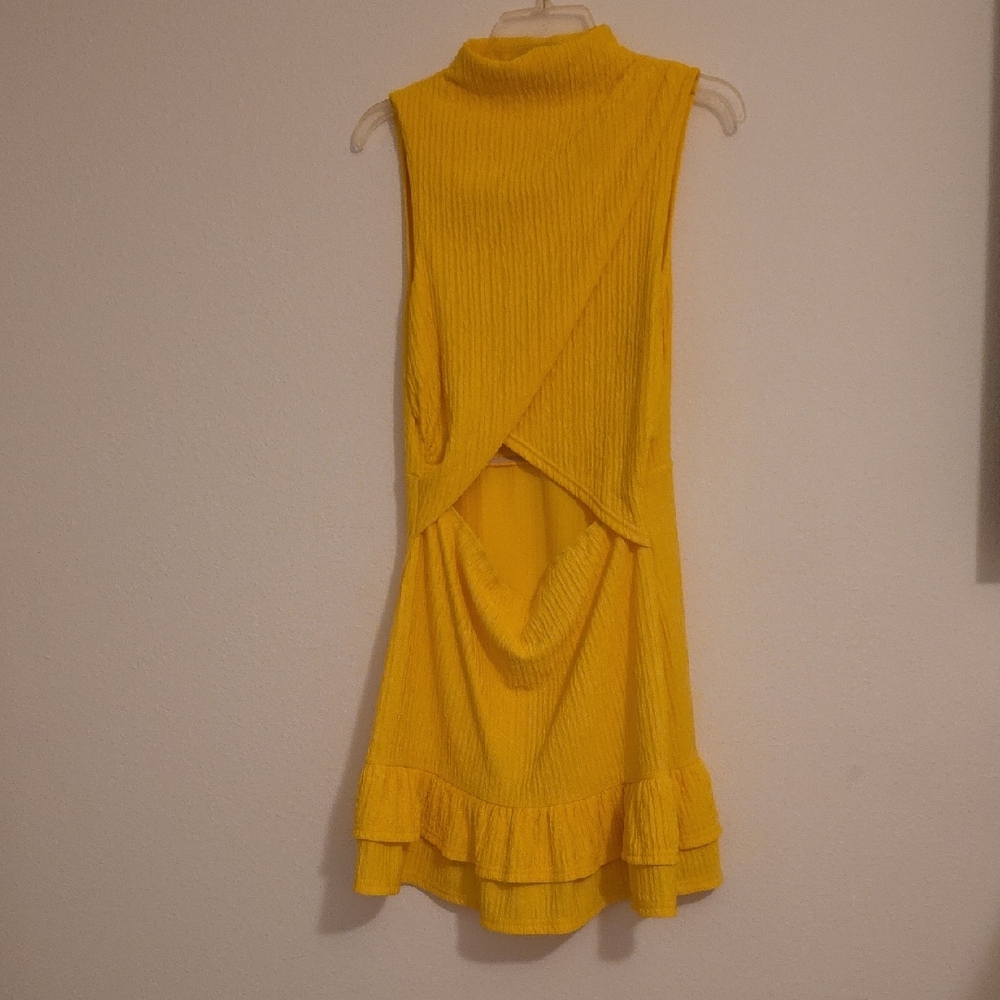 Chic Yellow Sleeveless Mini Dress